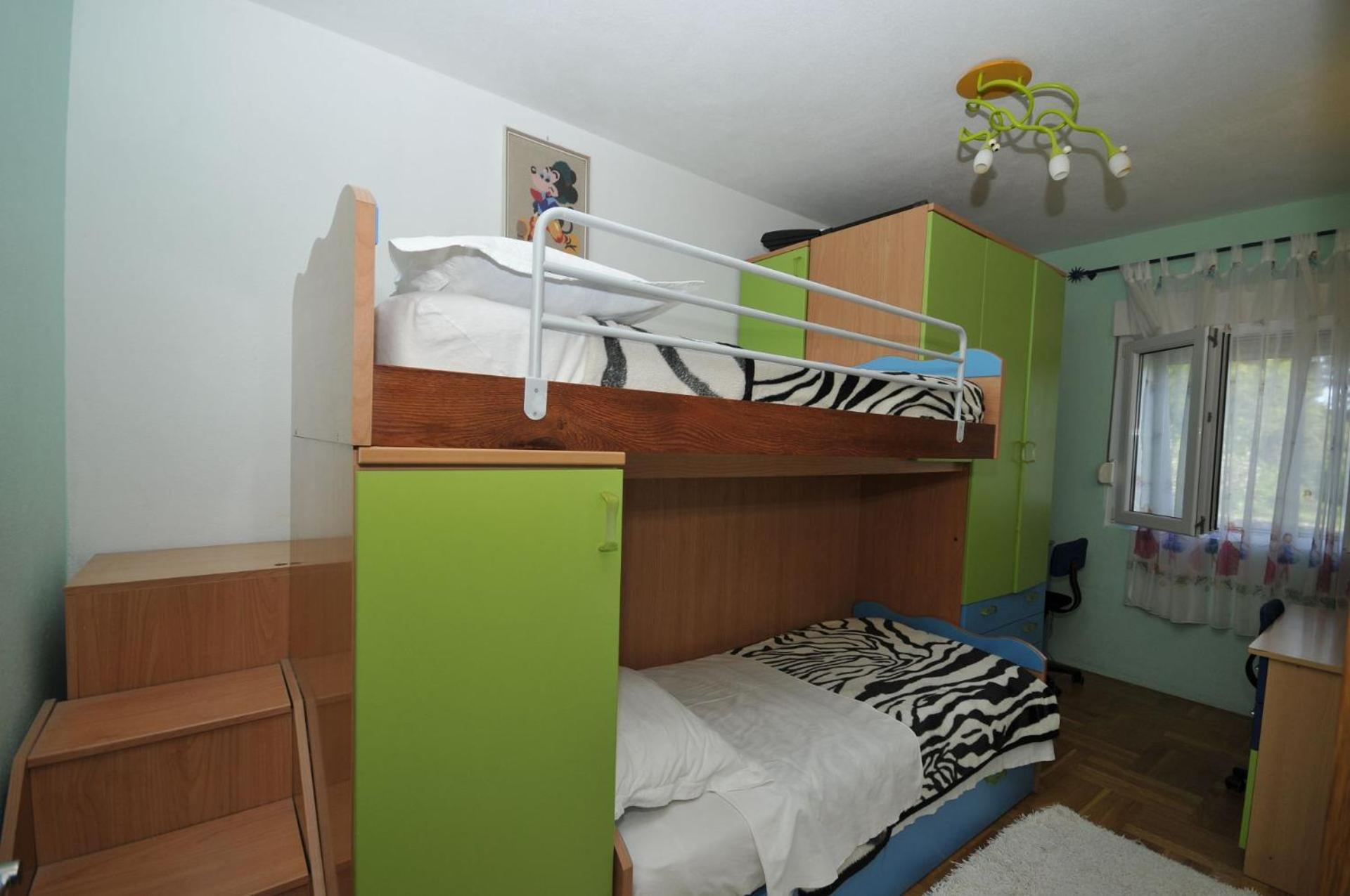 Apartments Ivica Каштела Екстер'єр фото