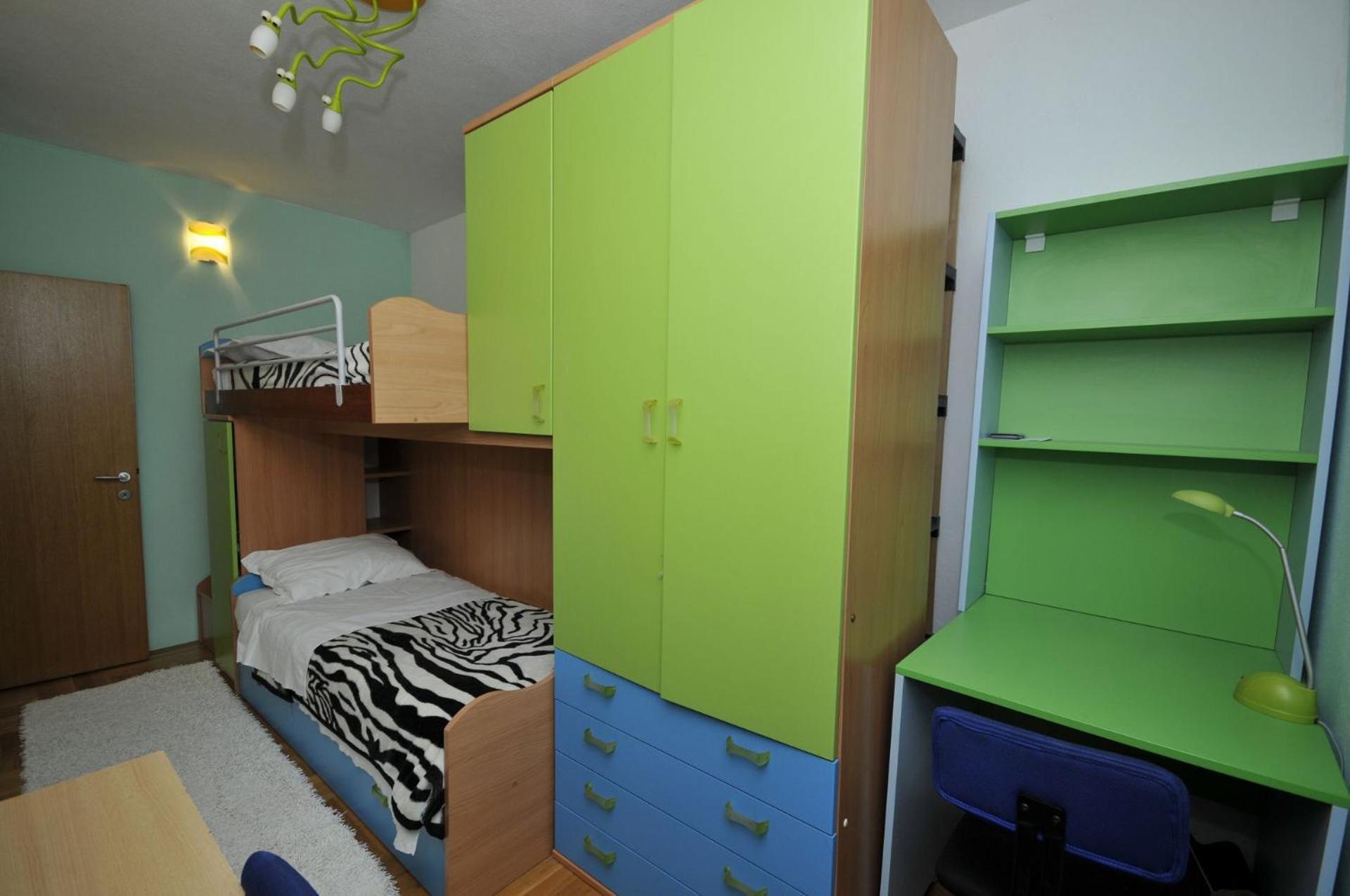 Apartments Ivica Каштела Екстер'єр фото